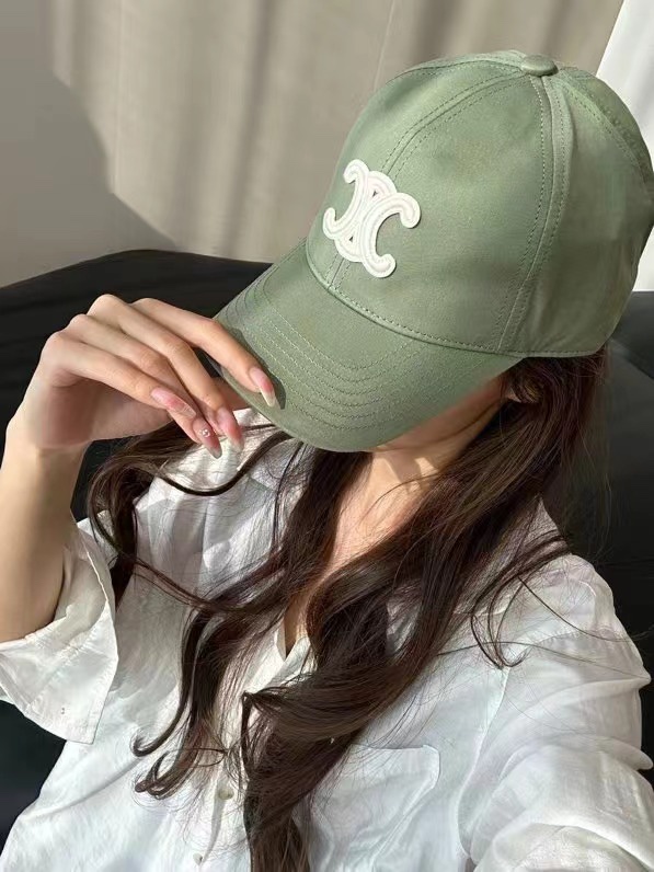 셀린느 모자
