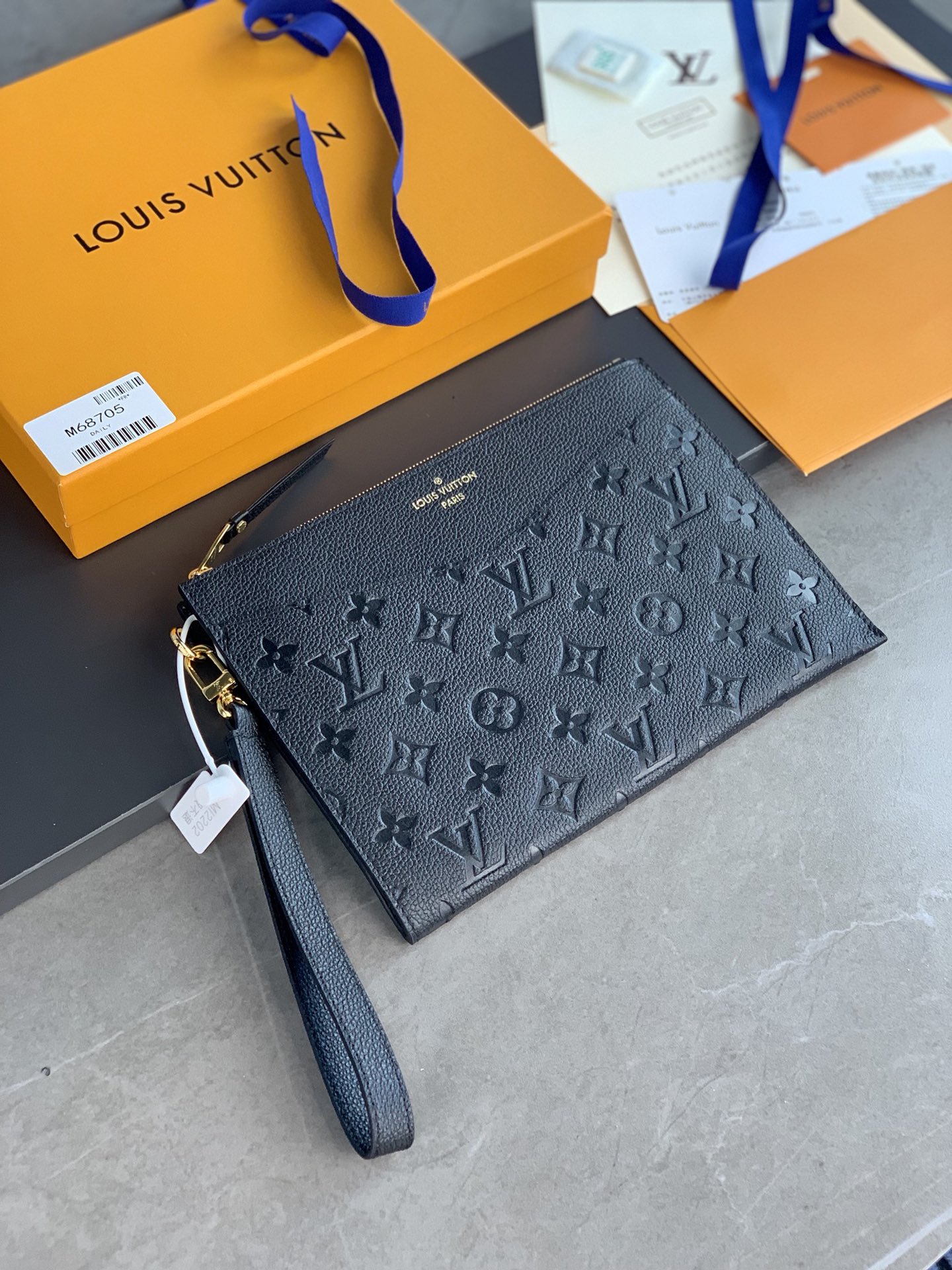 루이비통 M68705