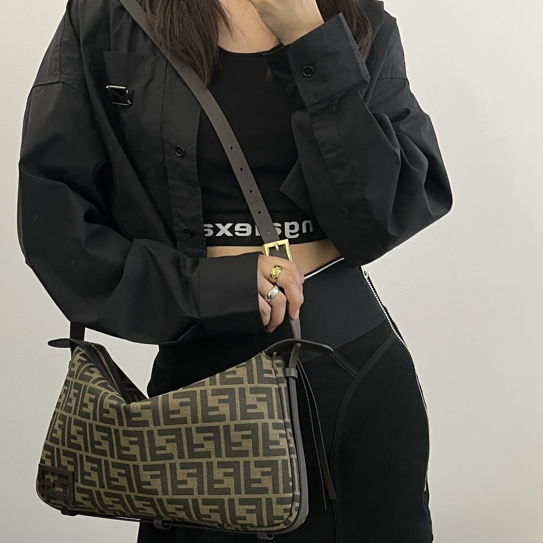펜디 심플리백