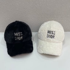 디올 모자