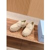 프라다 로퍼
