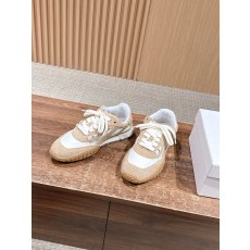 디올 스니커즈